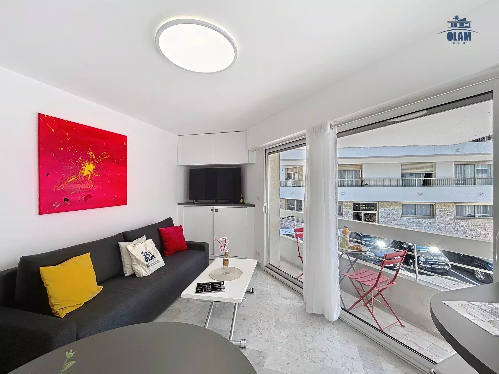 Cannes: 2-room apartment 1076 ft from the beaches