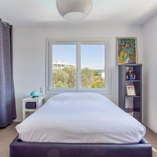 Cannes, au calme villa 3 chambres avec piscine