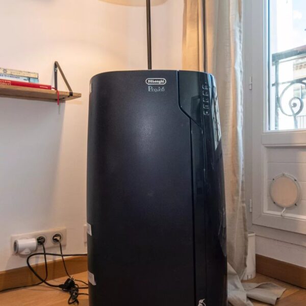 Appartement Cannes Suquet : charmant 3 pièces, centre-ville, rénové