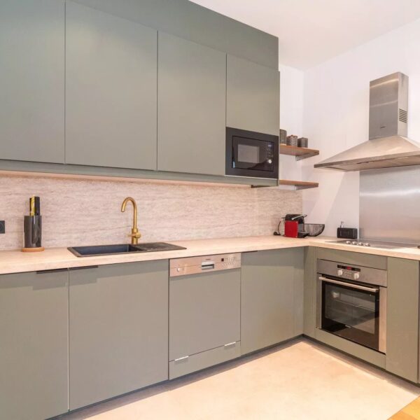 Apartment Cannes Suquet: charming 2-bedrooms apartment, downtown, renovated