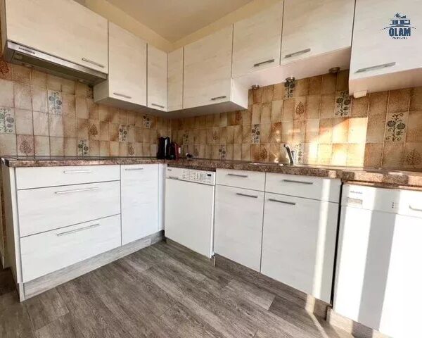 Cannes: Rooftop 2-room apartment with sea view