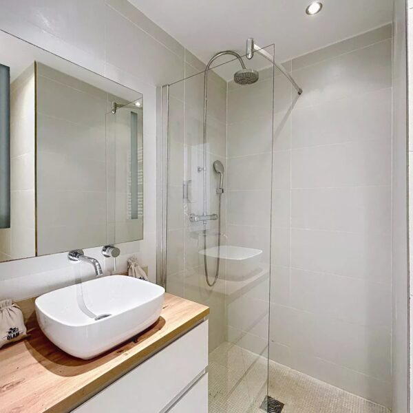 Cannes: very nice, quiet apartment in the city center