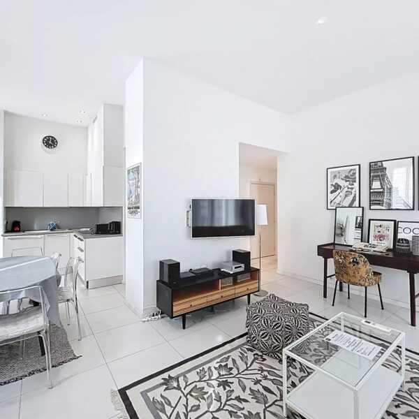 Cannes: very nice, quiet apartment in the city center