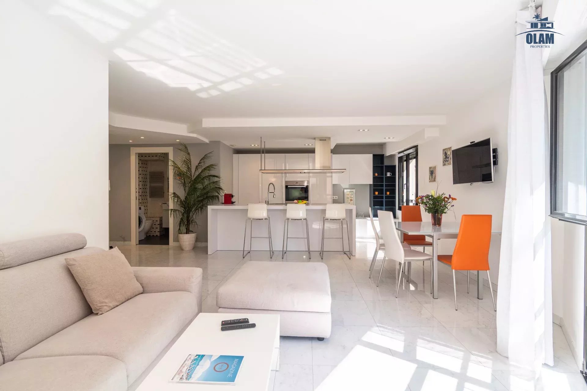 Appartement Cannes Rue d’Antibes : 3 pièces rénové par architecte