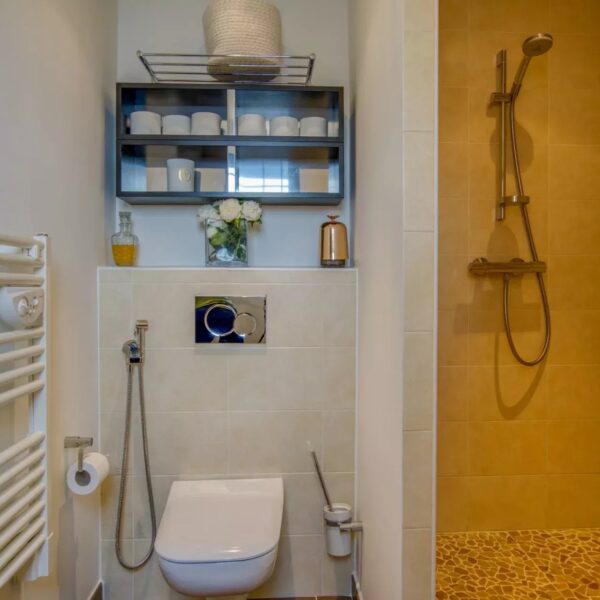 Théoule: 3-bedroom villa with swimming pool and sea view