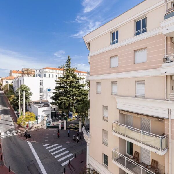 Apartment Cannes Centre: superb 3-bedrooms apartment with premium features