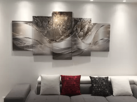 Intérieur d'appartement - pourquoi une agence immobilière pour votre location saisonnière ?