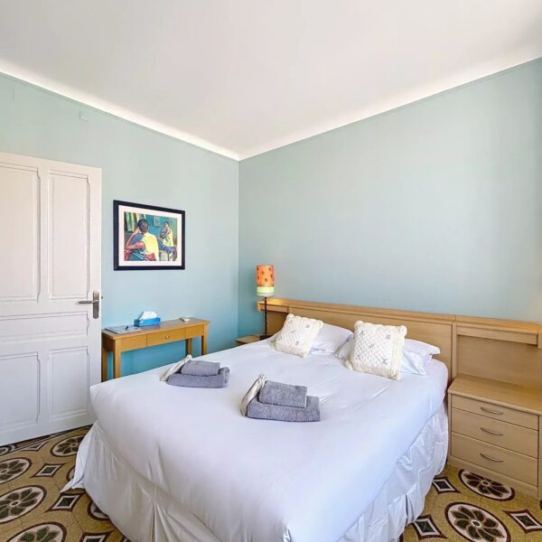 Cannes: Apartment 1 minute from the Palais: 3 bedrooms with terrace