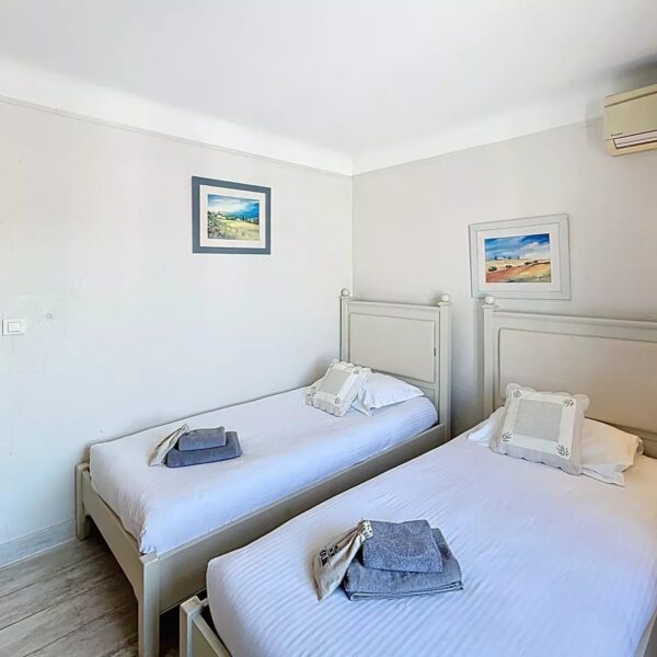 Cannes : Appartement 1mn du Palais : 3 chambres avec terrasse