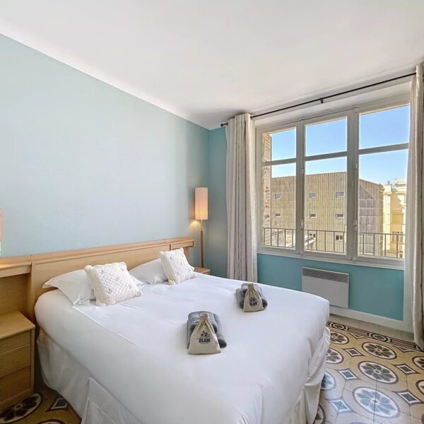 Cannes : Appartement 1mn du Palais : 3 chambres avec terrasse