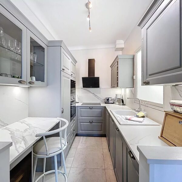 Cannes : Appartement 1mn du Palais : 3 chambres avec terrasse