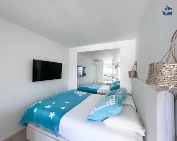 Cannes: charming studio in a secure residence 200m from the beaches