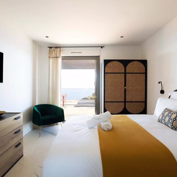 Théoule sur mer: Luxurious 7-bedroom villa – sea view