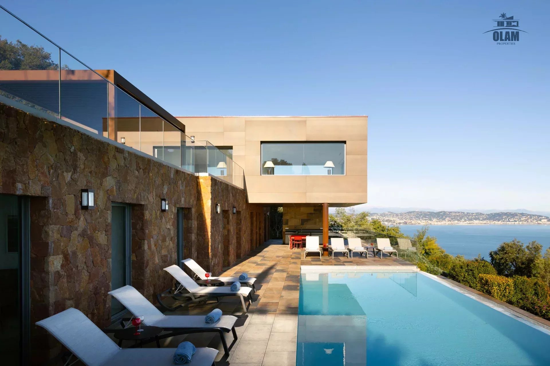 Théoule sur mer: Luxurious 7-bedroom villa – sea view