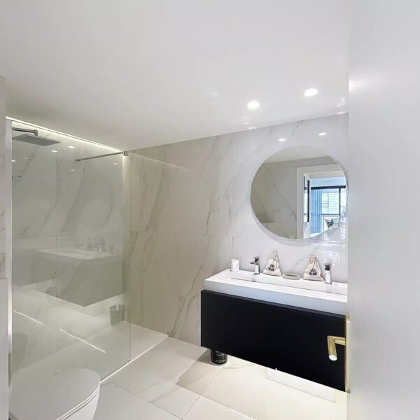 Cannes: charming studio in a secure residence 3 minutes from the beaches