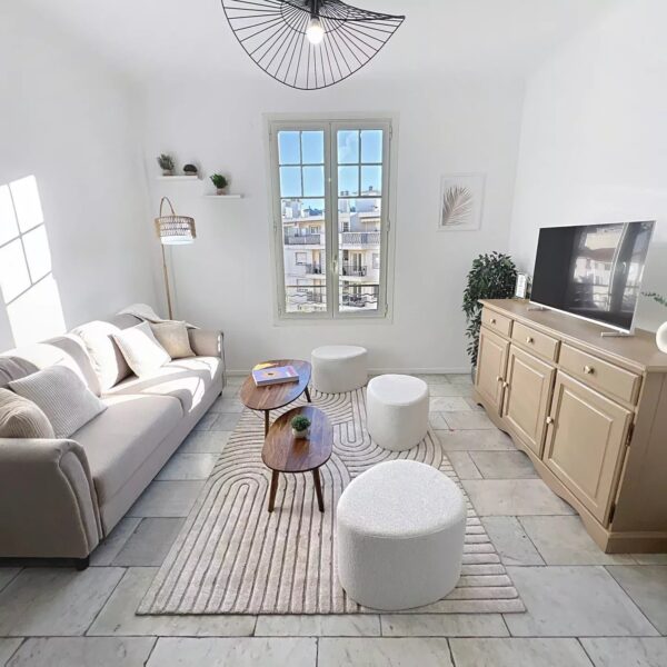 Apartment Cannes – Near city center, superb 3 bedrooms, 3 bathrooms, air conditioning, elevator