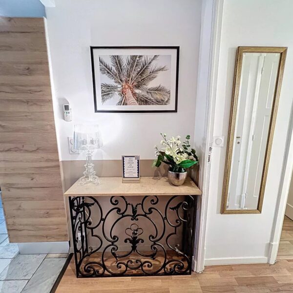 Apartment Cannes – Near city center, superb 3 bedrooms, 3 bathrooms, air conditioning, elevator