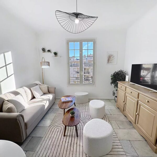 Appartement Cannes – Proche centre, superbe 3 chambres, 3 SDB, clim, ascenseur