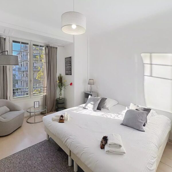 Appartement Cannes – Proche centre, superbe 3 chambres, 3 SDB, clim, ascenseur