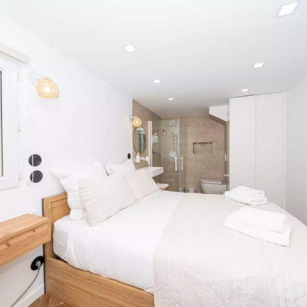 Cannes maison de ville piscine 4 chambre studio indépendant piscine sauna salle de jeux solarium