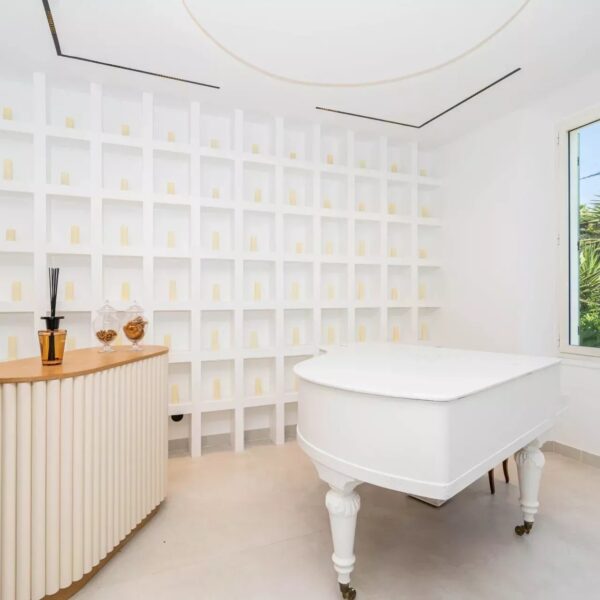 Cannes maison de ville piscine 4 chambre studio indépendant piscine sauna salle de jeux solarium