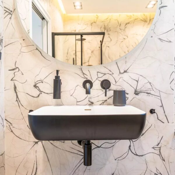 Cannes maison de ville piscine 4 chambre studio indépendant piscine sauna salle de jeux solarium