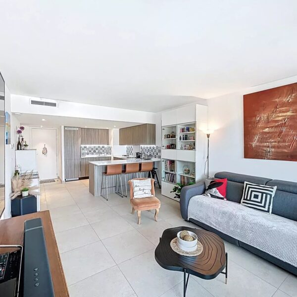 Cannes : Splendid 1BR in new residence – Palais 3 mns