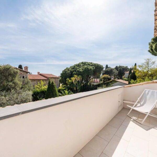 Villa d’exception à Cannes – Luxe, nature & élégance – Croisette à 15 mn