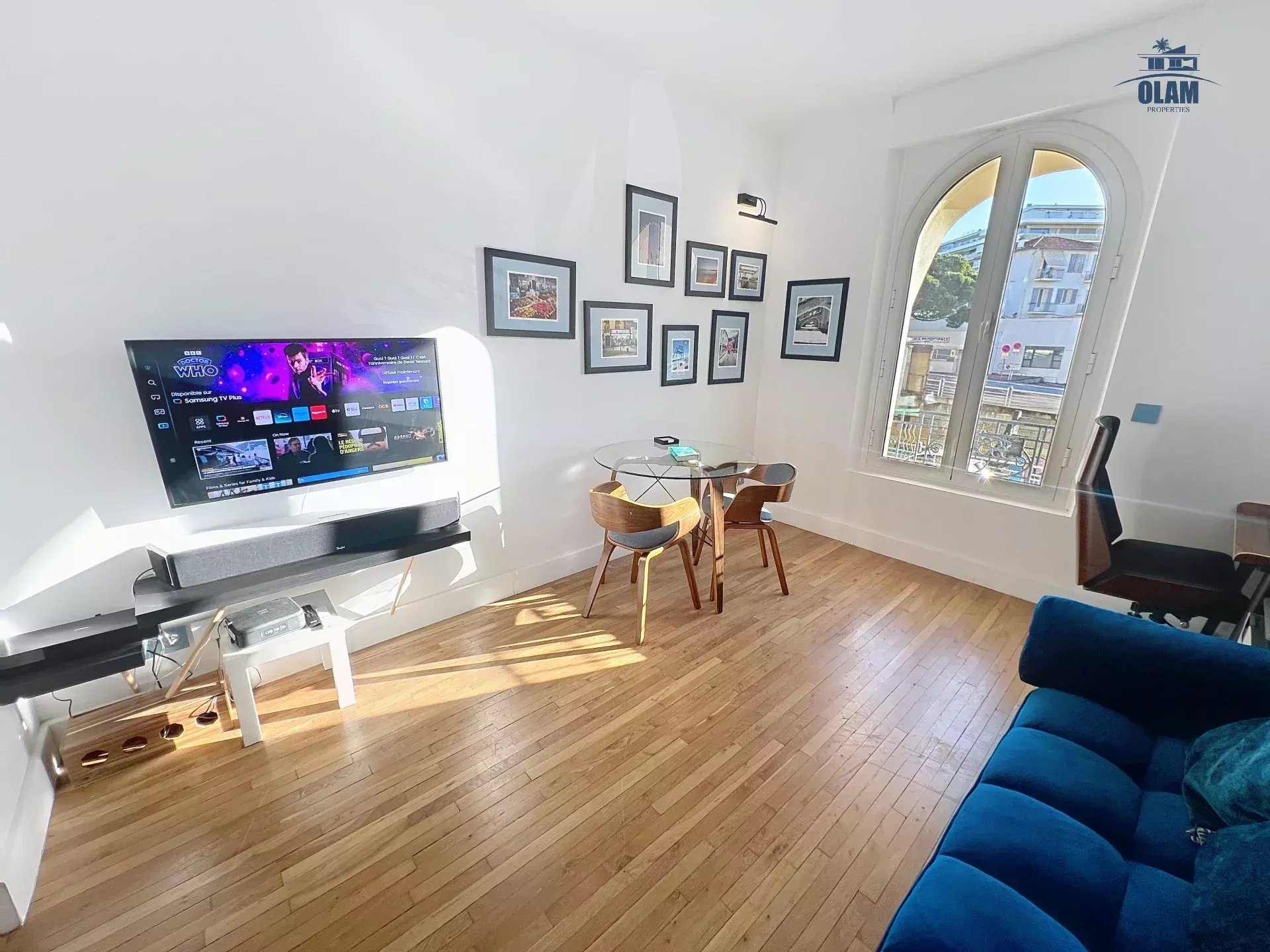 Cannes : 50 nuances de bleu – Appartement Moderne 2 pièces en centre ville
