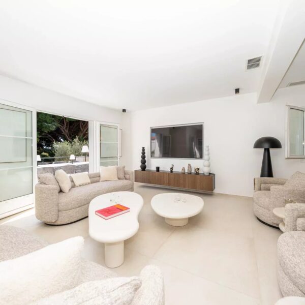 Villa d’exception à Cannes – Luxe, nature & élégance – Croisette à 15 mn