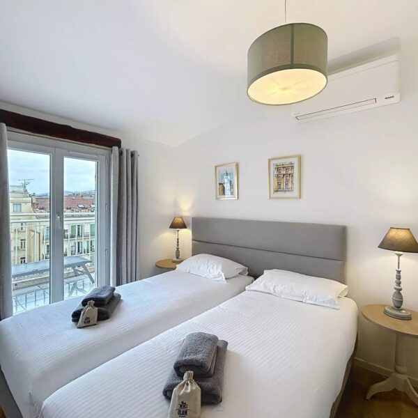 Cannes :Duplex d’Exception – 5 Chambres – 2 Terrasses – À 1 Minute du Palais des Festivals – Cannes Hyper-Centre