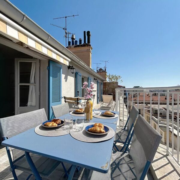Cannes :Duplex d’Exception – 5 Chambres – 2 Terrasses – À 1 Minute du Palais des Festivals – Cannes Hyper-Centre