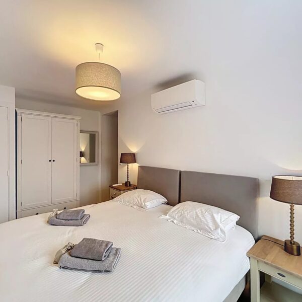 Cannes :Duplex d’Exception – 5 Chambres – 2 Terrasses – À 1 Minute du Palais des Festivals – Cannes Hyper-Centre