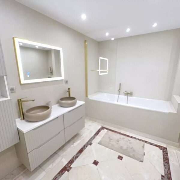 L’excellence Cannoise – Elégant 3 chambres / 2 bains Terrasse coeur de ville