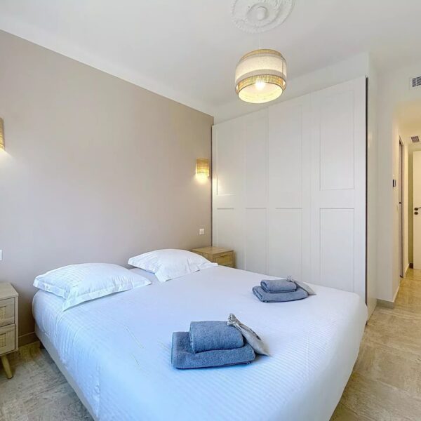 L’excellence Cannoise – Elégant 3 chambres / 2 bains Terrasse coeur de ville