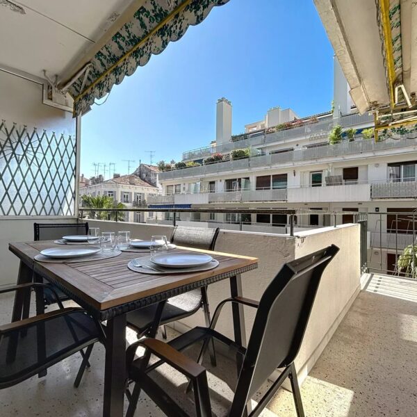 Cannes Excellence – Gorgeous 3BR / 2 bath with terrace, heart of town