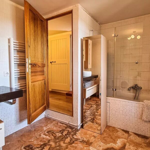 Bastide Le Cannet : 380 M2, swimming pools, terrain 2885 M2