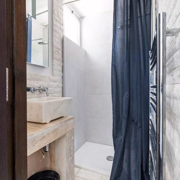 Villa contemporaine d’architecte – Entre Biot et Valbonne