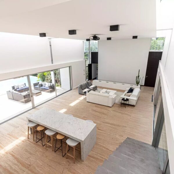 Villa contemporaine d’architecte – Entre Biot et Valbonne