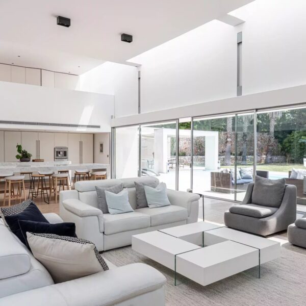 Villa contemporaine d’architecte – Entre Biot et Valbonne