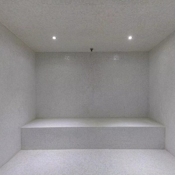 Architect-Designed Contemporary Villa – Between Biot and Valbonne