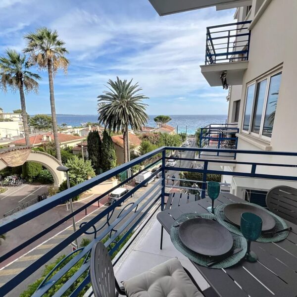 Appartement Cannes  avec vue mer imprenable terrasse, proche plages du Midi