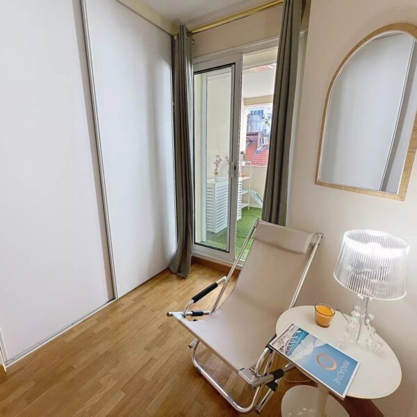 Cannes – Rue d’Antibes • Elegant One-Bedroom Apartment with Spacious Furnished Terrace, Absolute Peace in the City Center