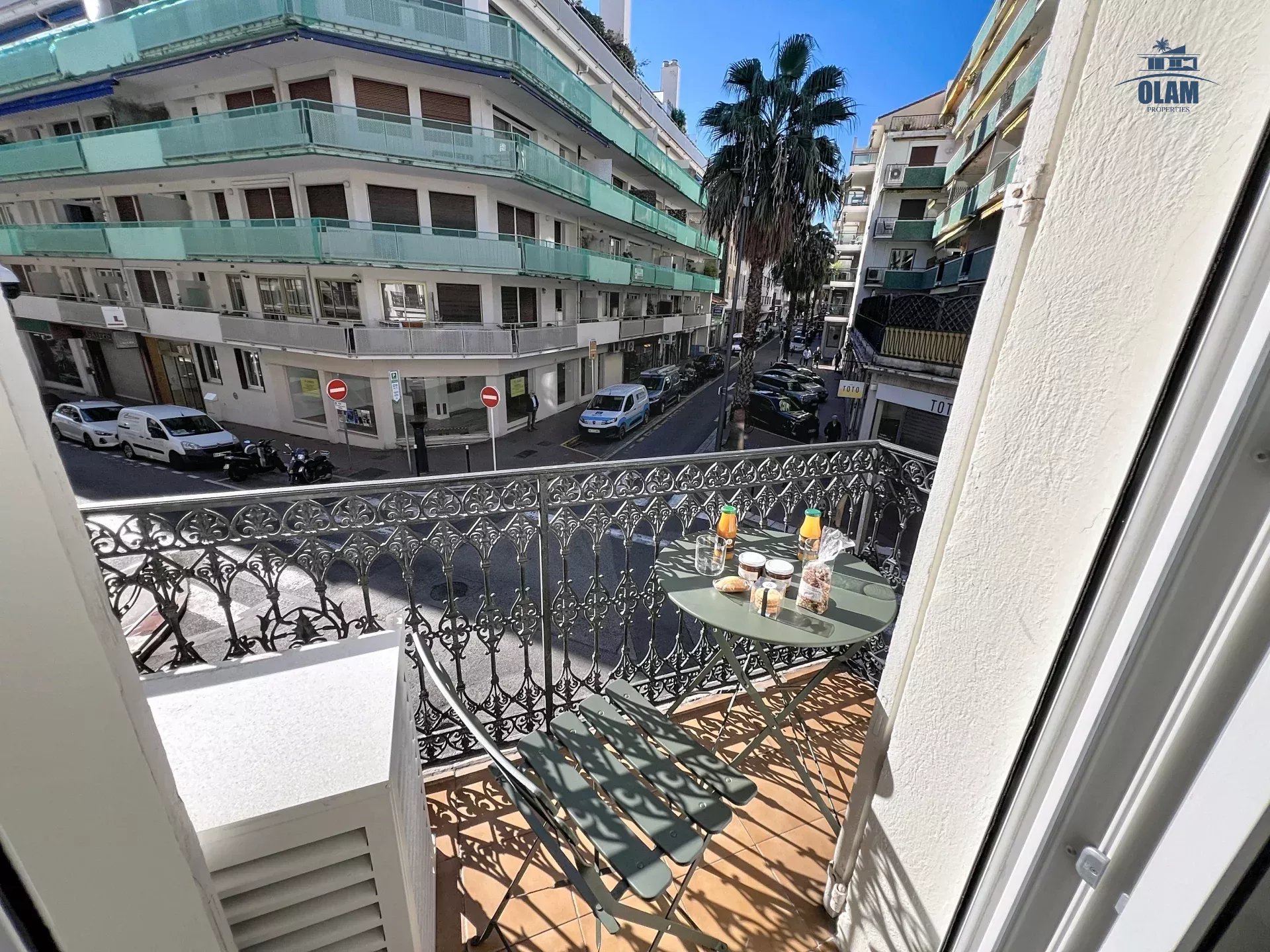 Cannes Banane: Cozy studio apartment in the city center with a small balcony, renovated in 2025