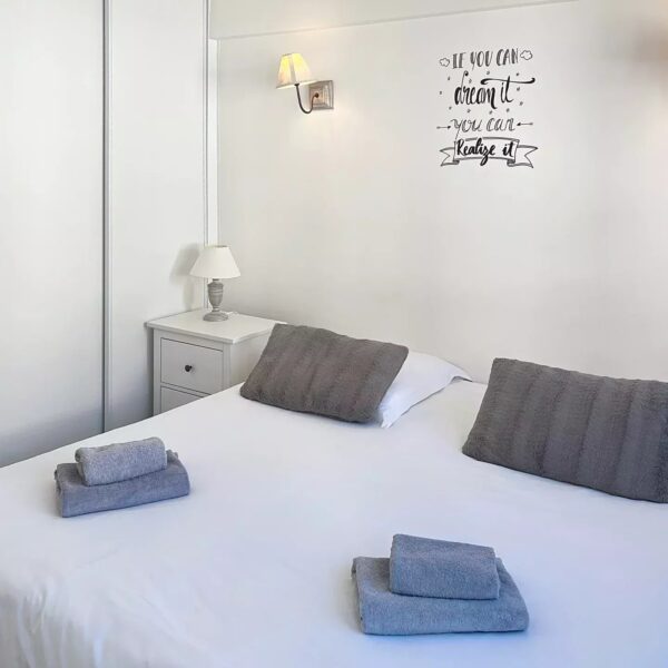 Appartement Cannes : superbe 4 pièces lumineux, résidence avec ascenseur, cuisine ouverte