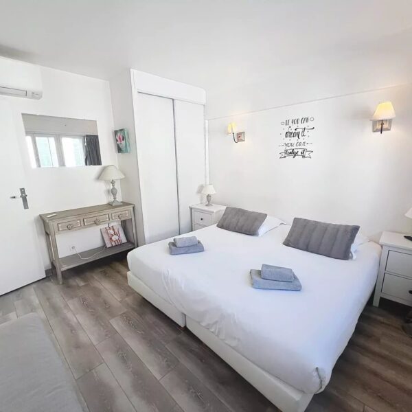 Cannes apartment: superb bright 4-room apartment, residence with elevator, open kitchen