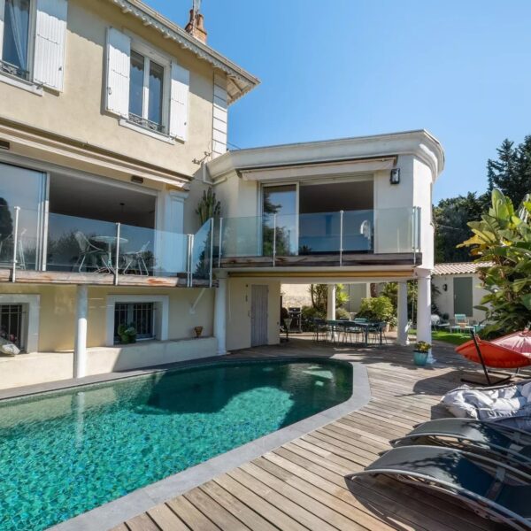 Villa de prestige avec vue mer – Une parenthèse d’exception à Cannes