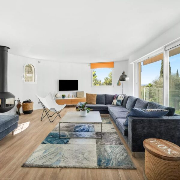 Villa de prestige Cannes – 4P expo Sud, piscine, jardin & vue mer