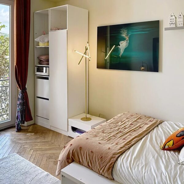 Cannes – 3/4 charming rooms on a high floor, sea view